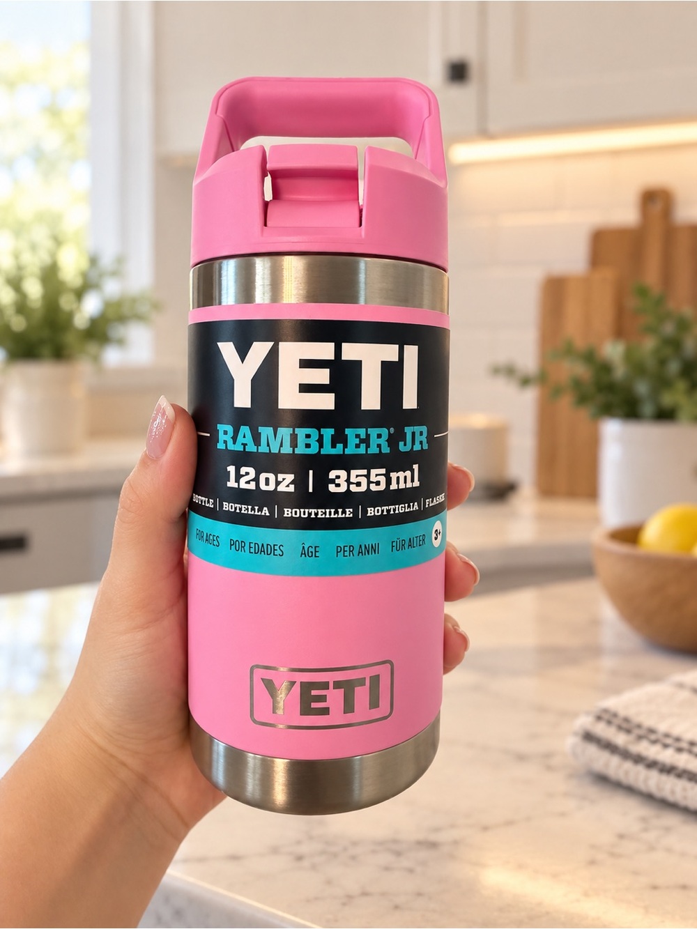 NWT YETI RAMBLER® JR. 355 ML Kids Water Bottle 
W/ COLOUR-MATCHED STRAW CAP